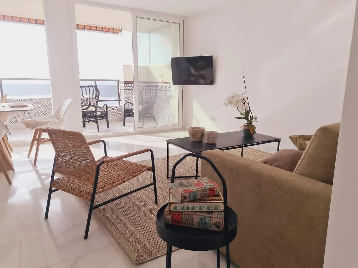 Apartment Malaga Sunshine Rentals - Beach Front Penthouse II - Fuengirola