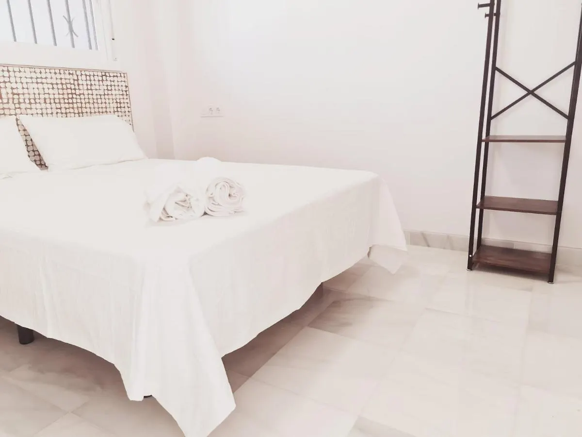 Apartment Malaga Sunshine Rentals - Beach Front Penthouse II - Fuengirola